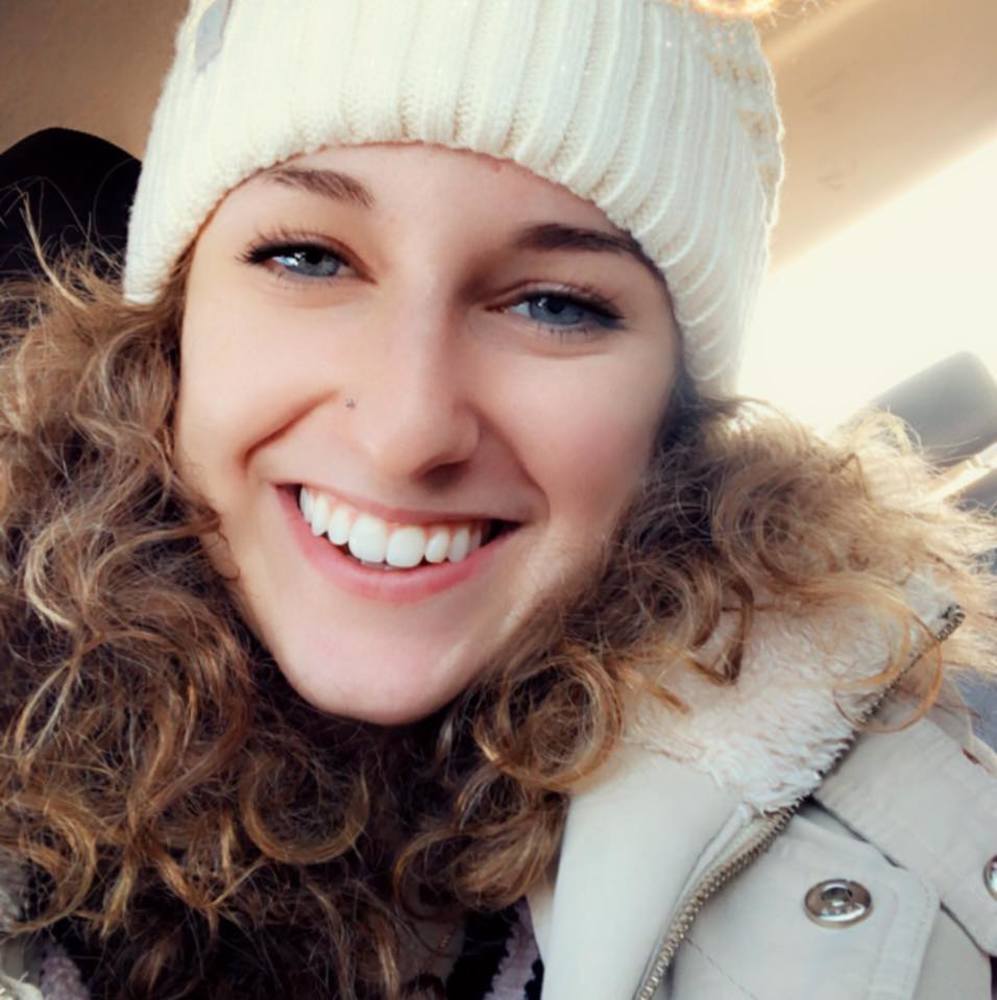 Meet your Posher, Camryn